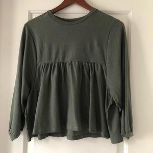 🛍️ 2/$15 NWT Zara Army Khaki Green Flowy Balloon Sleeve Top Sz S